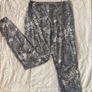 Women’s Nike Athletic Leggings Size Small